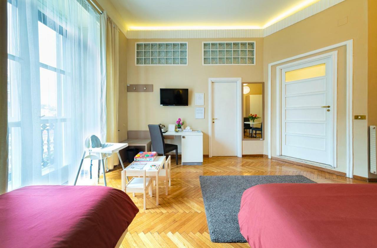 Il Ventre Di Napoli " Costantinopoli" Hotel Luaran gambar