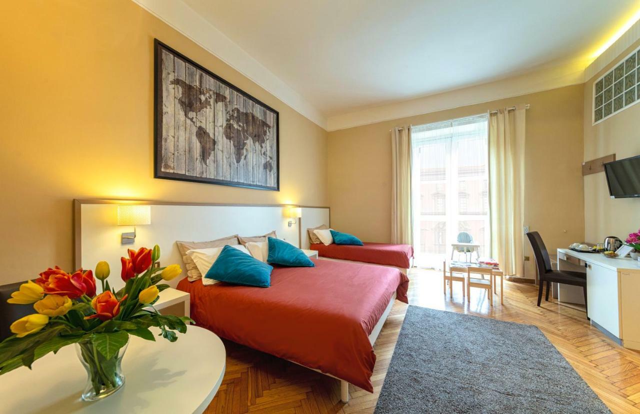 Il Ventre Di Napoli " Costantinopoli" Hotel Luaran gambar