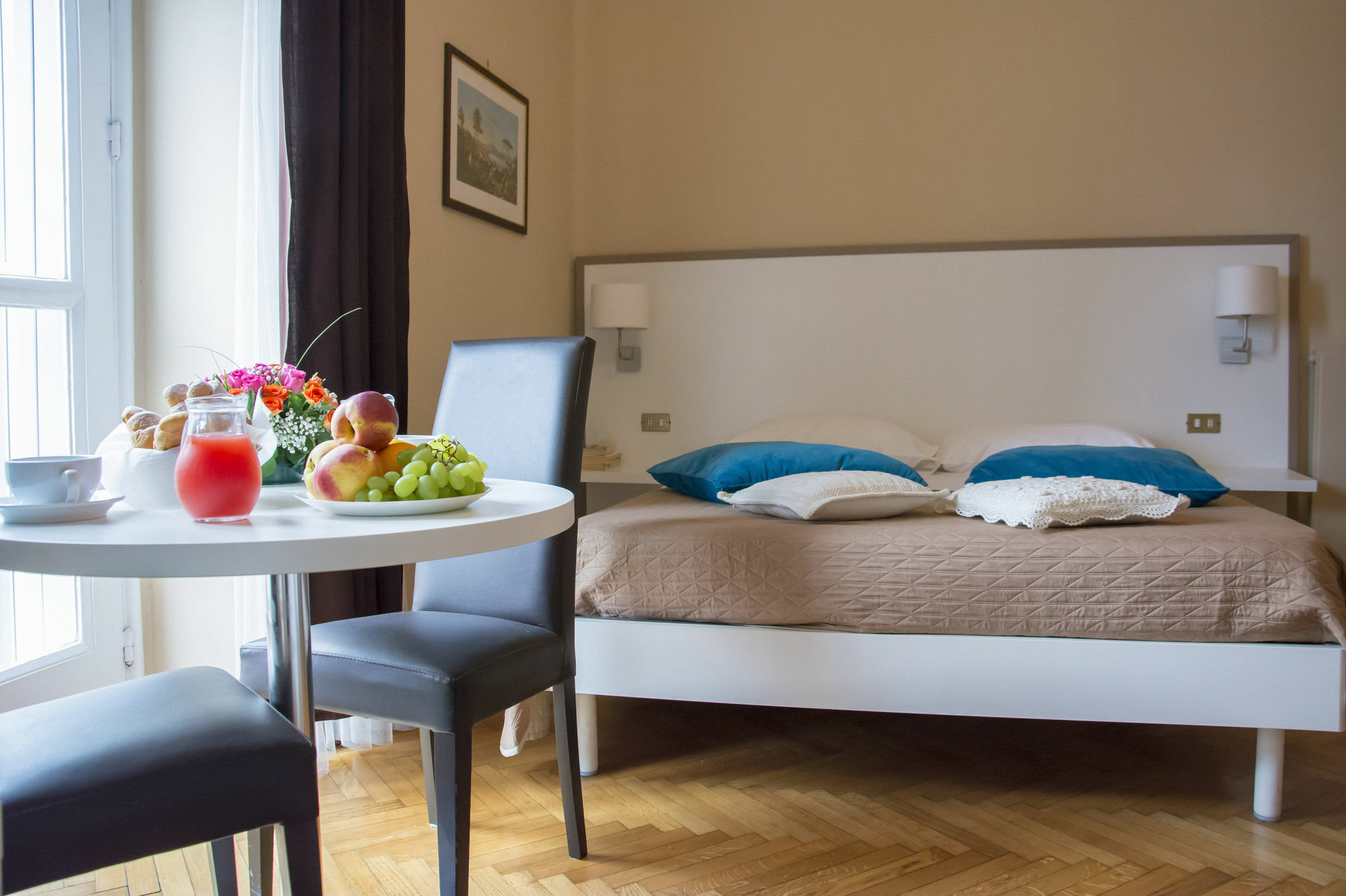 Il Ventre Di Napoli " Costantinopoli" Hotel Luaran gambar
